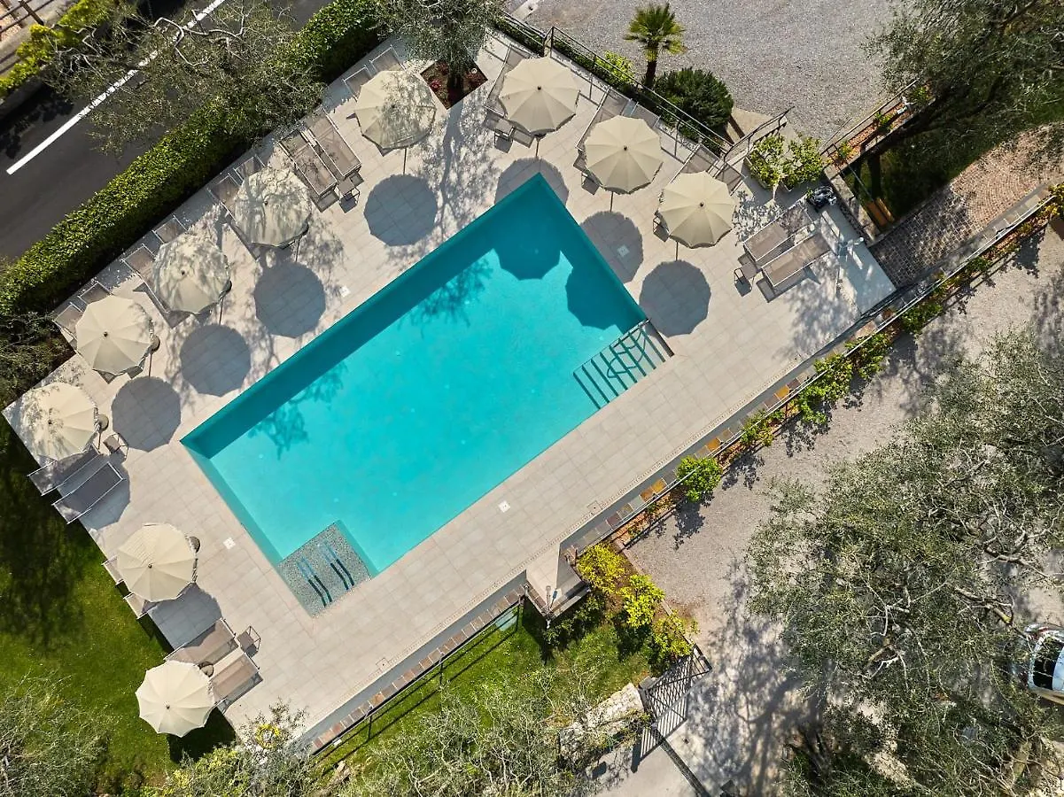 Hotel Rosemarie Limone sul Garda 3*,